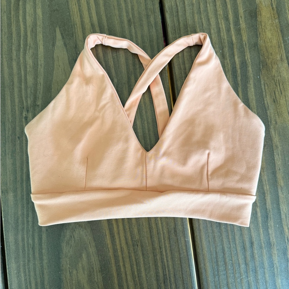 Skatie Peach amber sports bra small